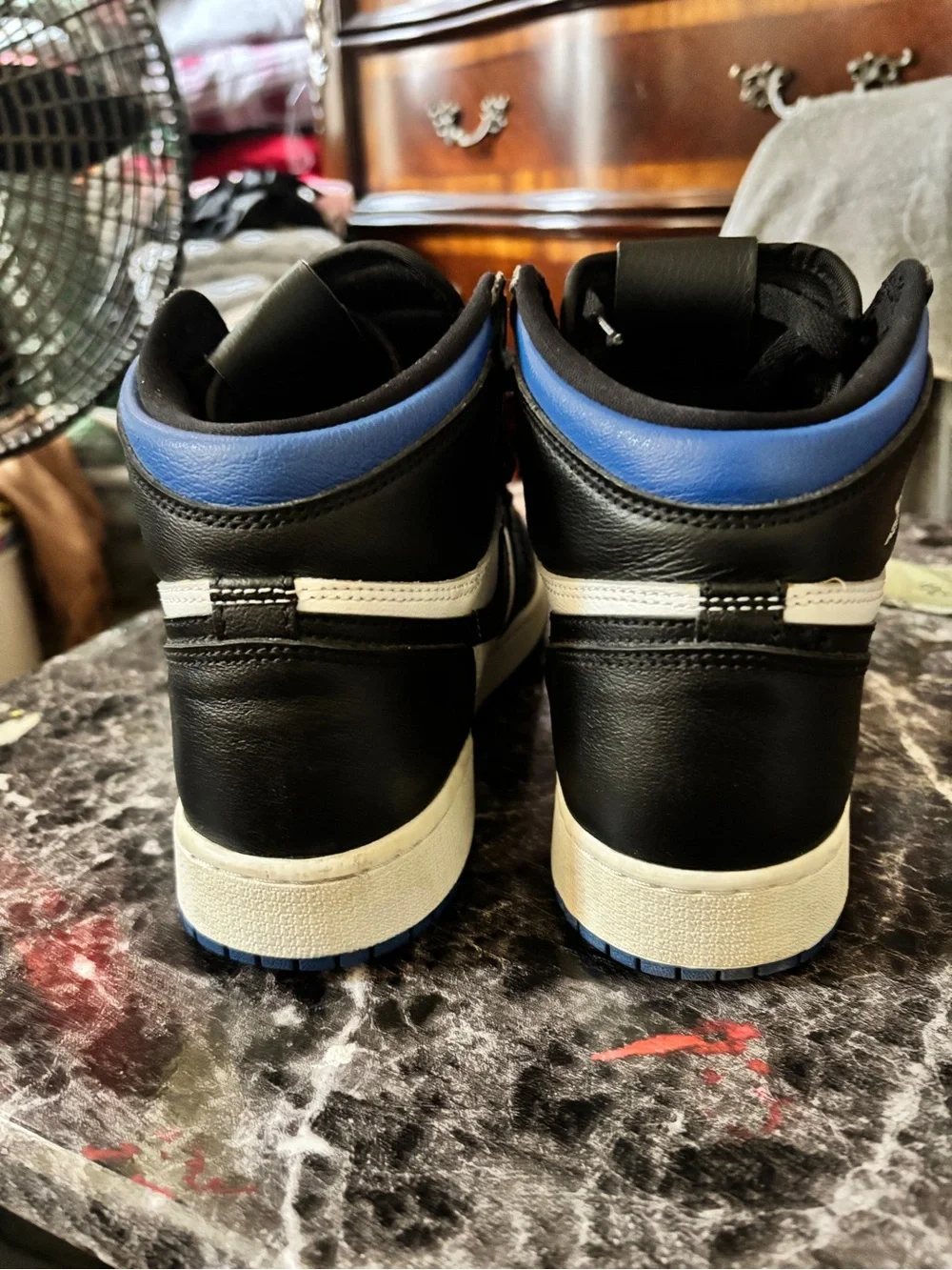 Air Jordan 1 Retro High OG GS 'Royal Toe'